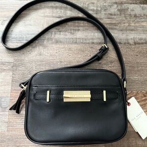 Ted Baker Black Leather Camera
Crossbody Bag With Gold Hardware NWT